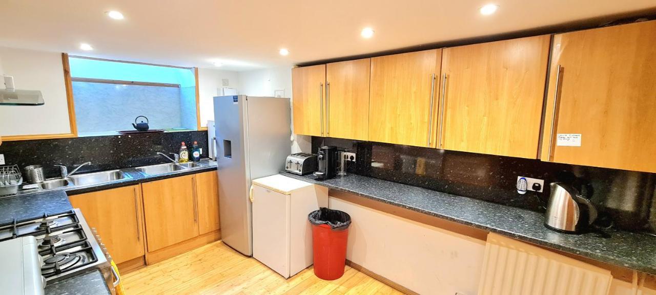 Luxury Five Bedroom Deluxe Duplex I Centre I Fully Equipped I Fountainpark Appartement *